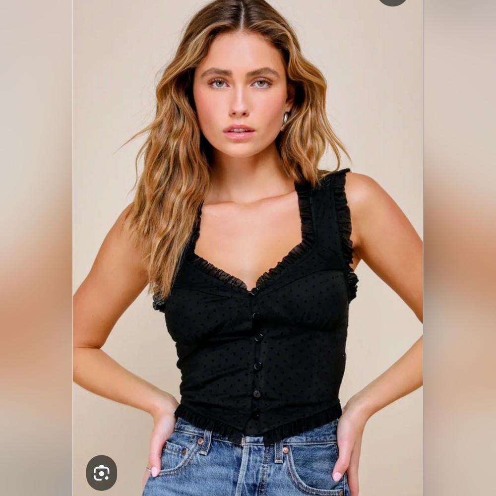 NWOT Chic Black Ruffled Tank Top